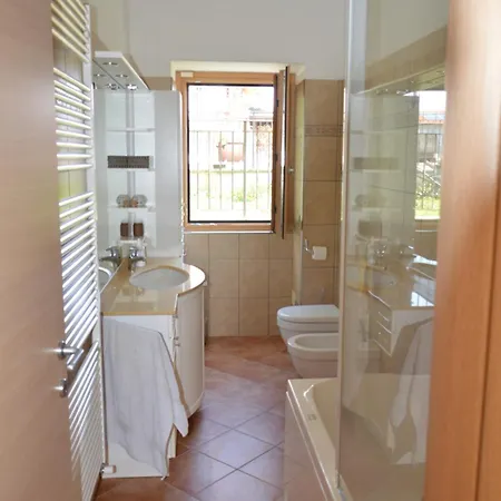 Apartment Casa Carmen Dongo