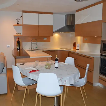 Casa Carmen Apartment Dongo