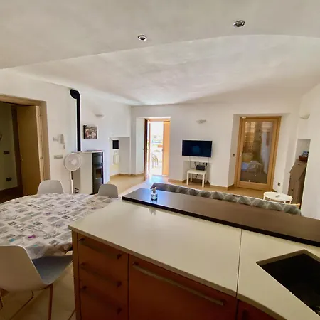 Casa Carmen Dongo