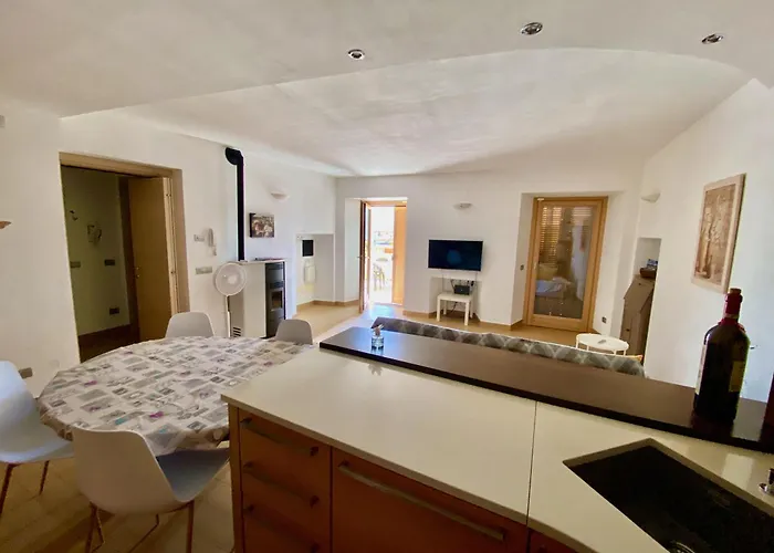Casa Carmen Dongo